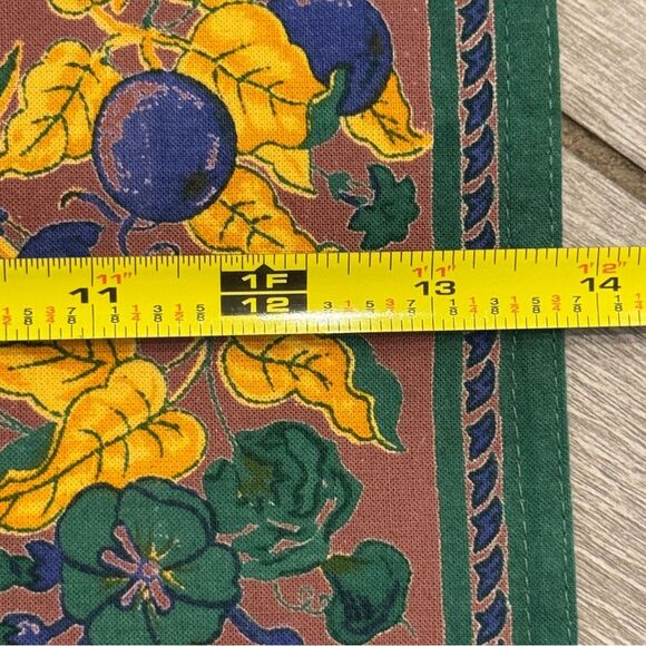 Williams-Sonoma Set of 4 Green Floral Placemats & Napkins - Picture 5 of 7